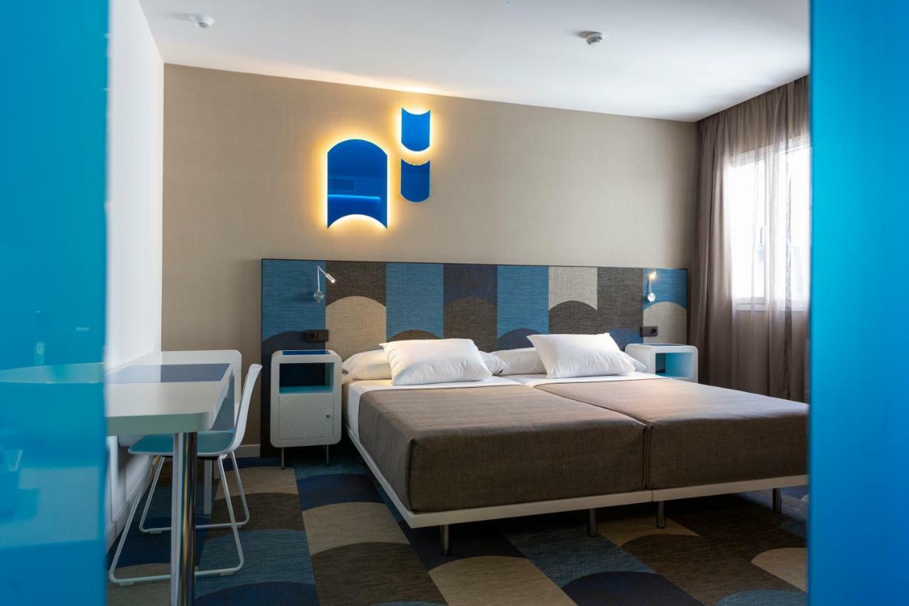 Tweepersoonskamer met Extra Bed (2 Volwassenen + 1 Kind)