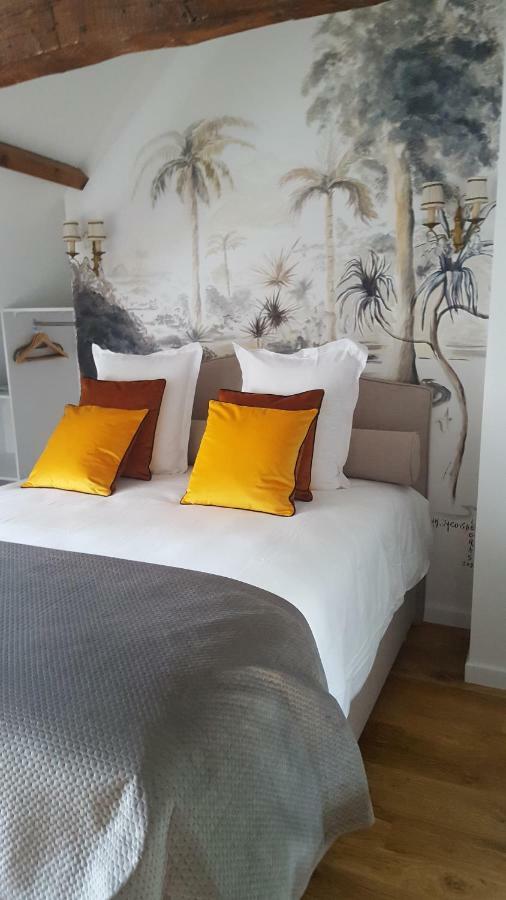 Deluxe Room,831735074:JPEG