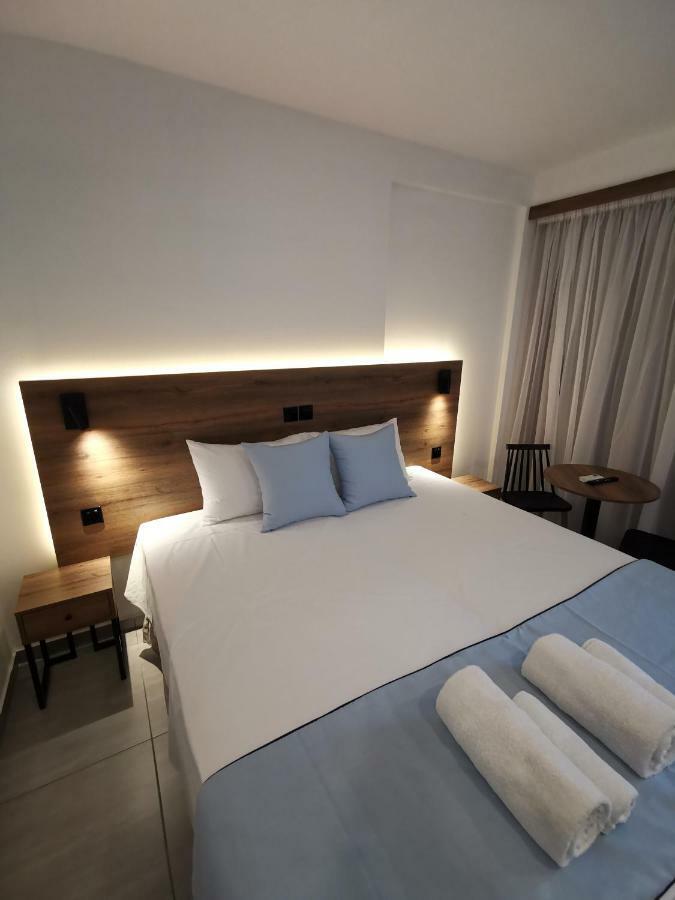 Deluxe Tweepersoonskamer met 2 Aparte Bedden - Uitzicht op het Kasteel