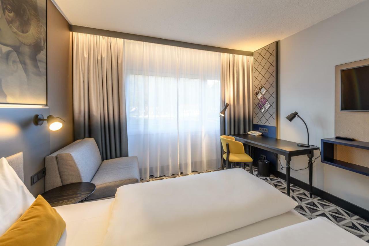 Standaard Kamer met Tweepersoonsbed en Slaapfauteuil
