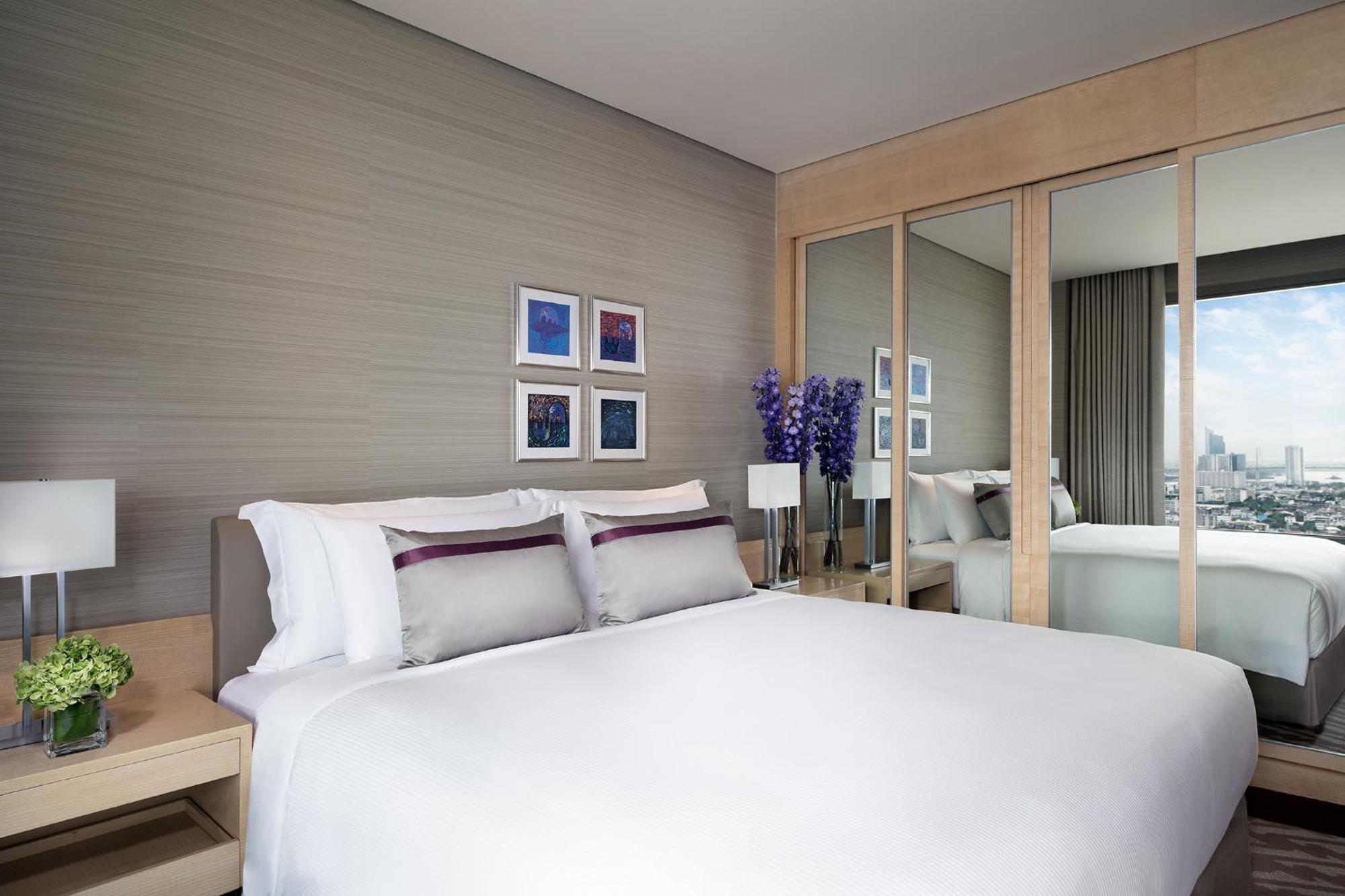 Three Bedroom River View Suite 