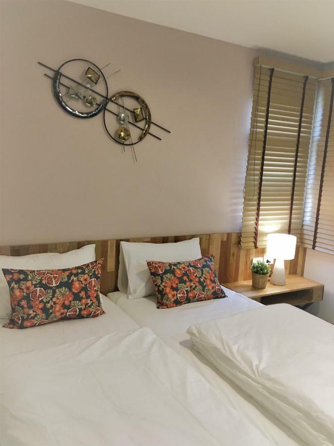 Double Room Private Bathroom