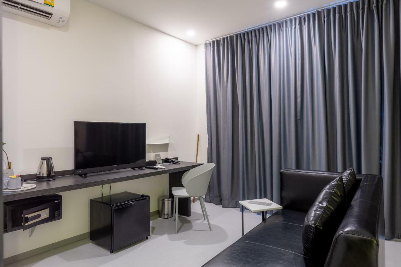 RENO TRIPLE SUITE