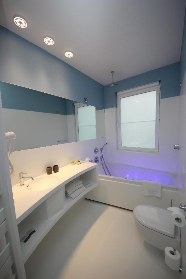 Wonderful Room Spa Bath