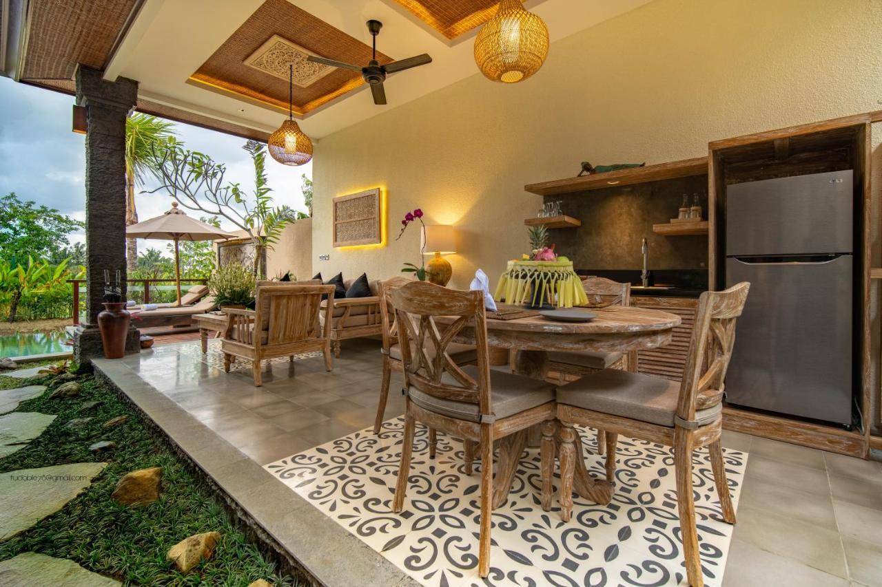 One Bedroom Private Pool Villa Rice field View