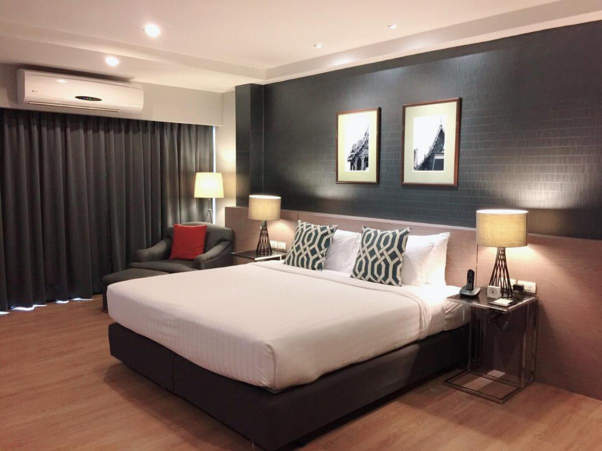 Alt Deluxe Suite