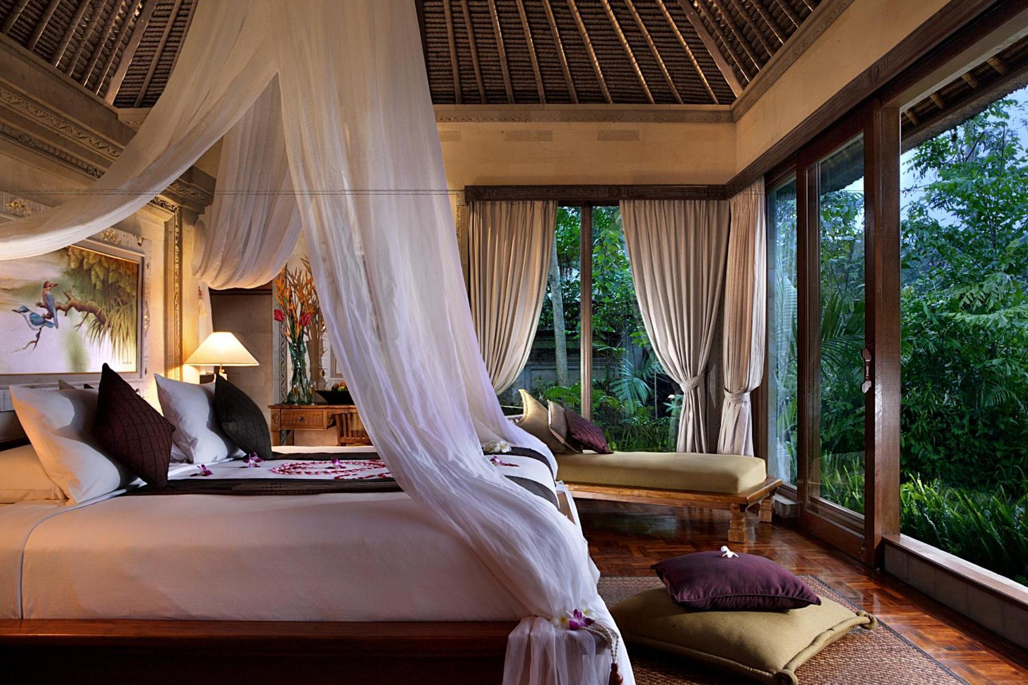 Deluxe Pool Villa 1 hour Massage