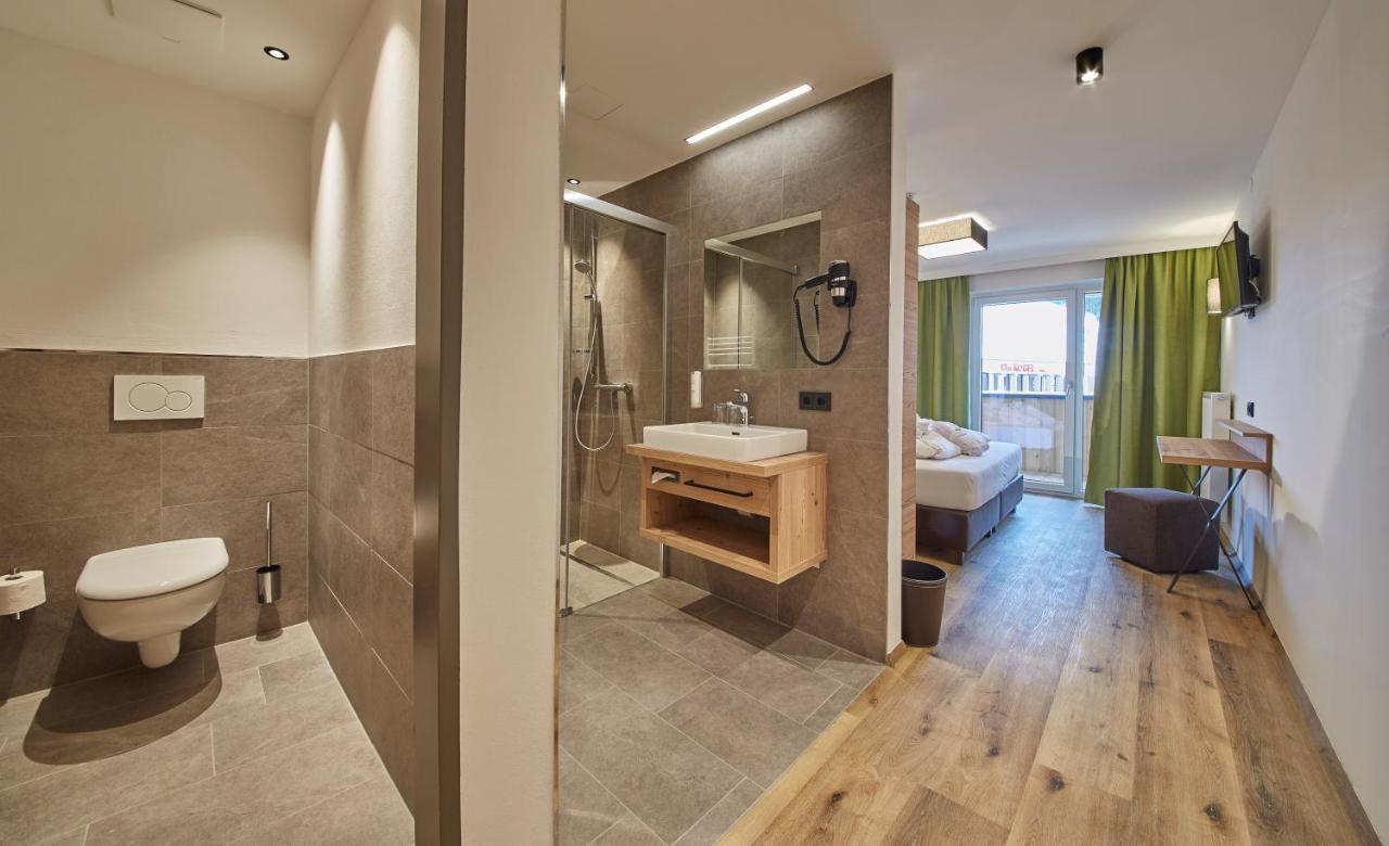Deluxe Double Room Balcony