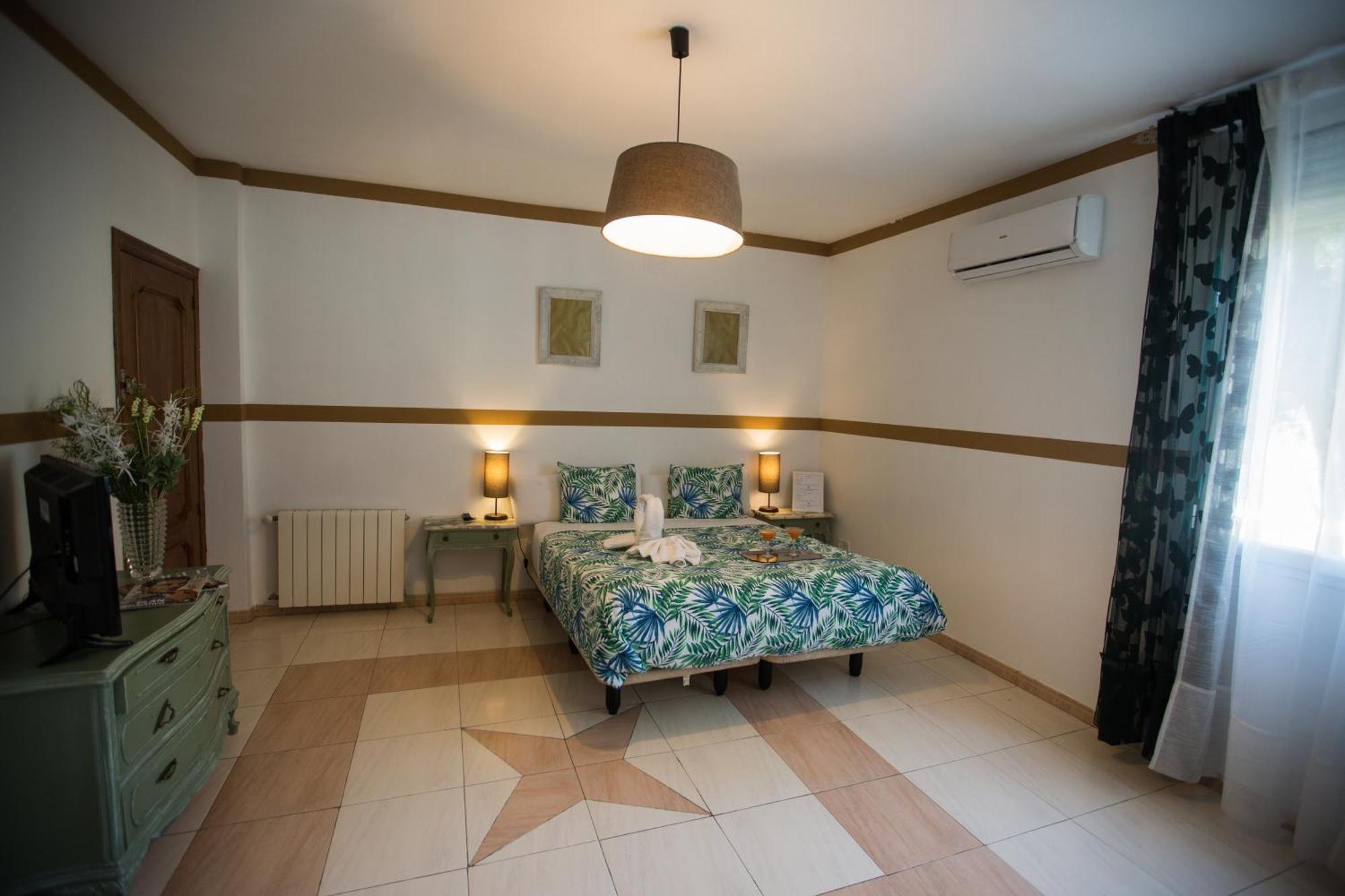 Double Room Bath