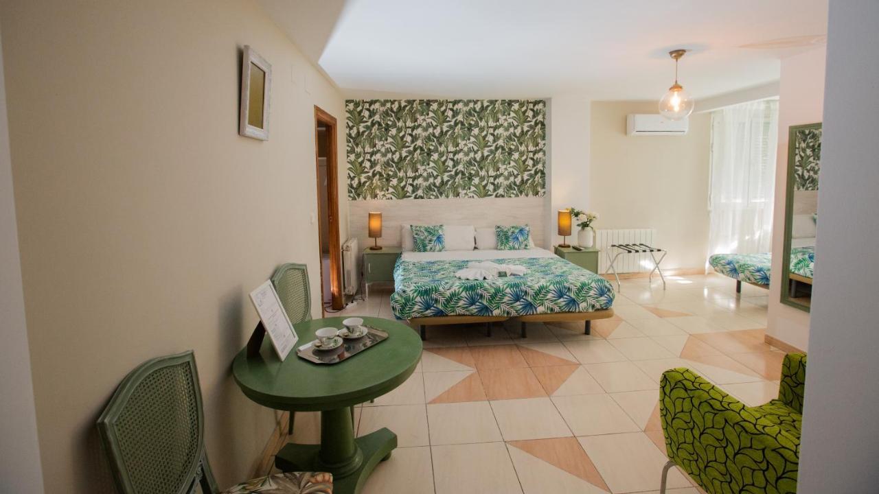 Double Room Bath