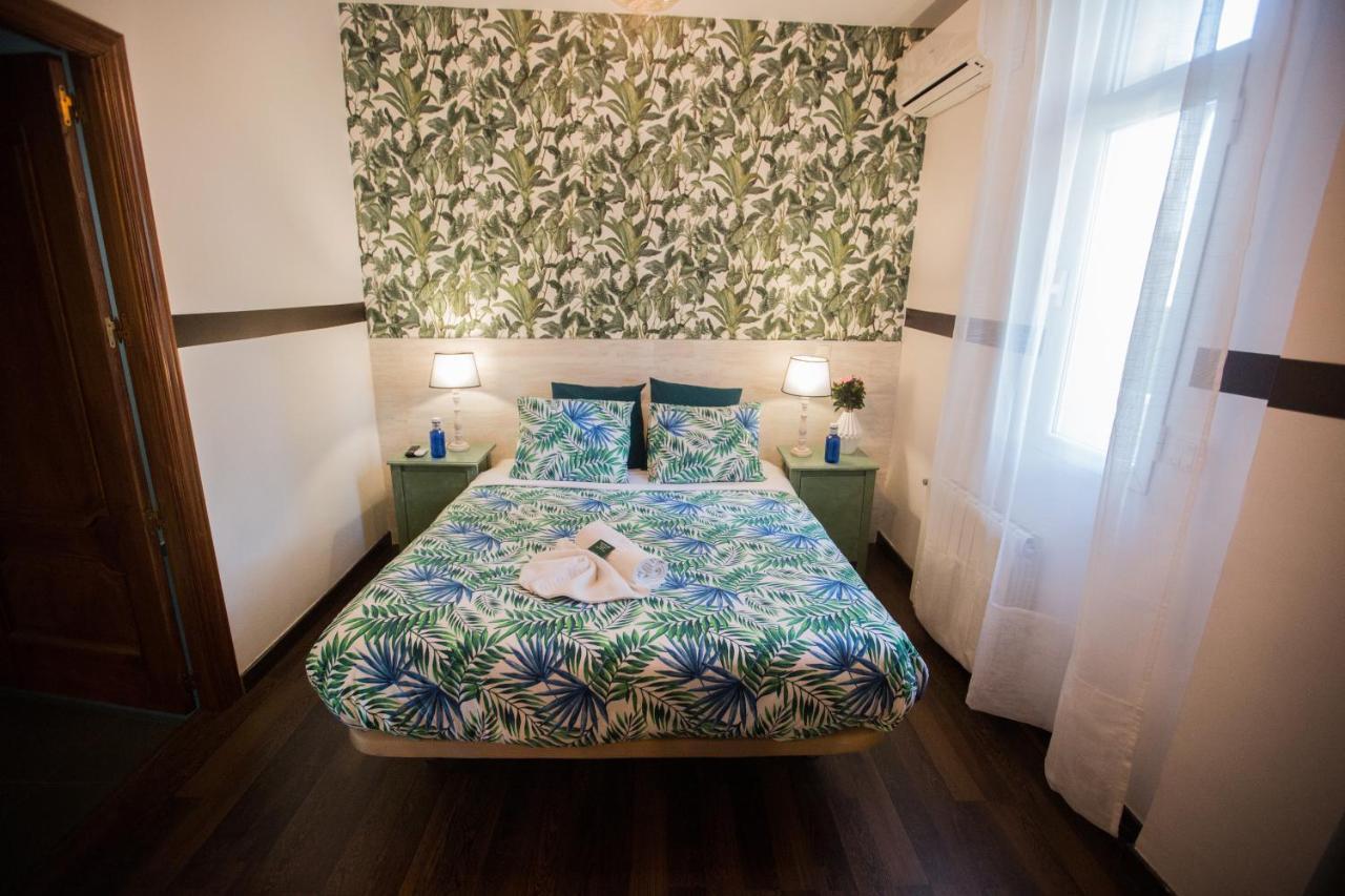 Small Interior Double Room
