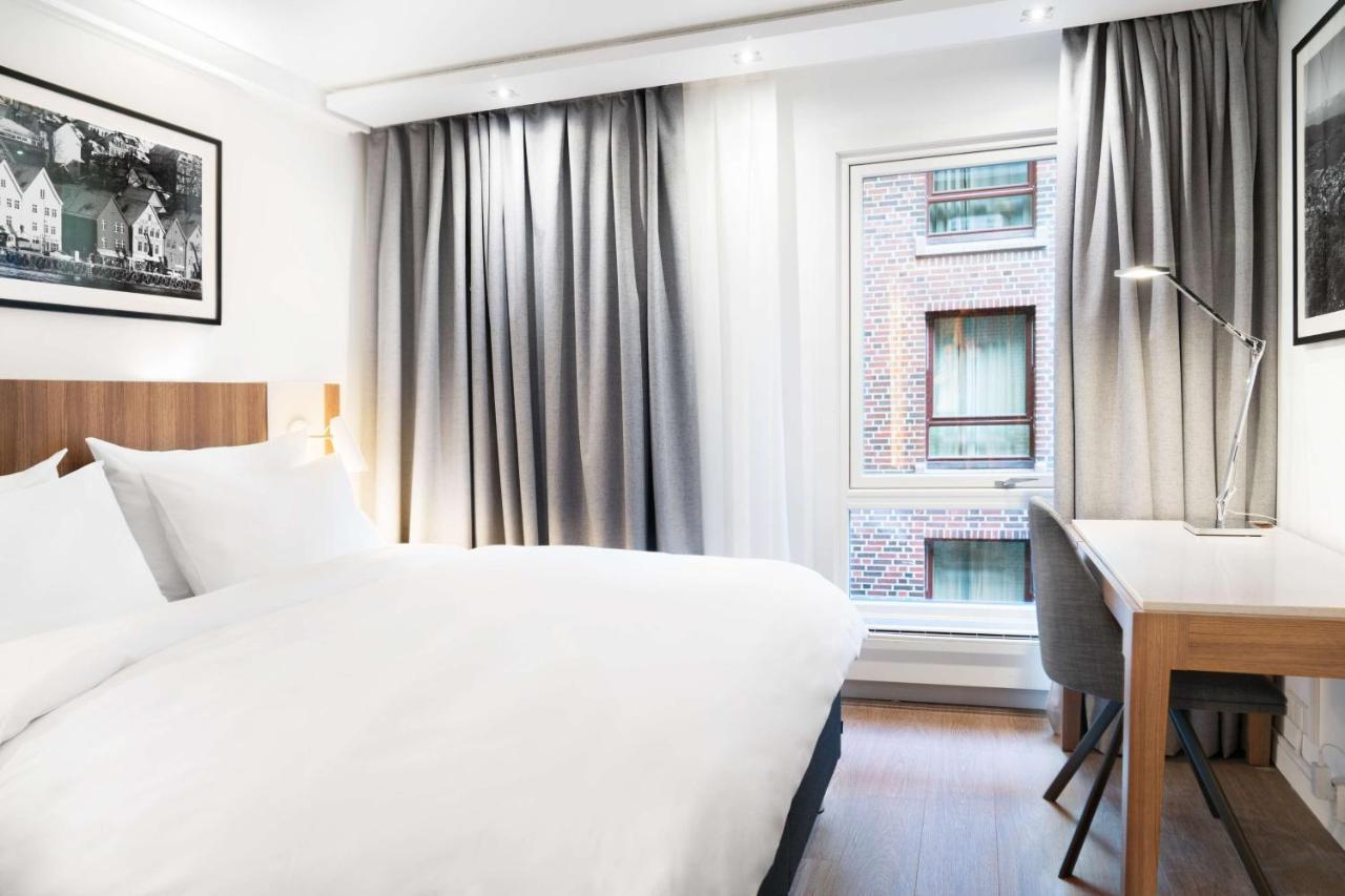 Standard Room,945415690:JPEG