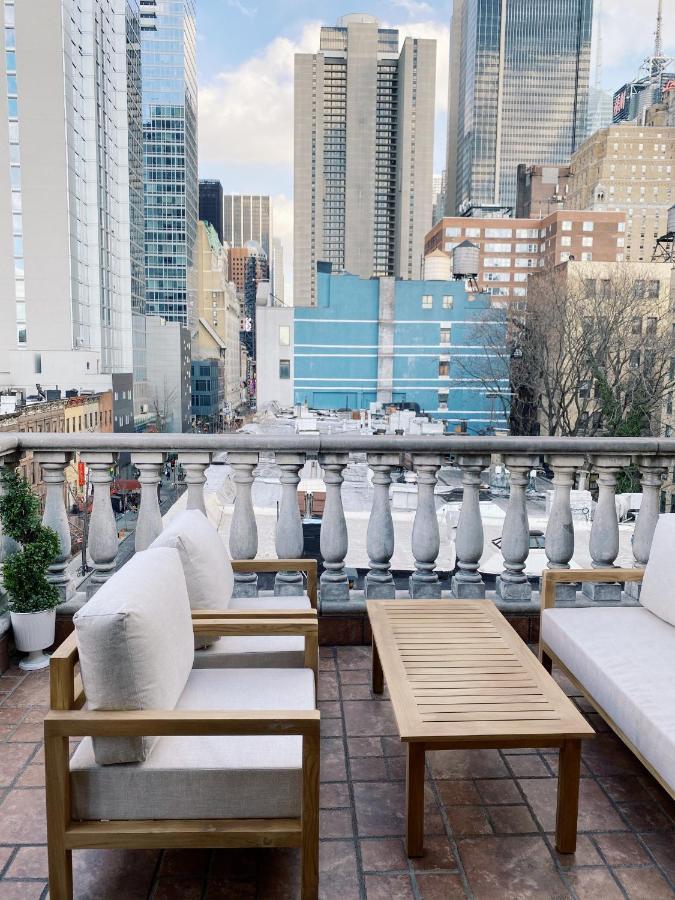 Penthouse Suite met 2 Slaapkamers, 1 Badkamer en Terras