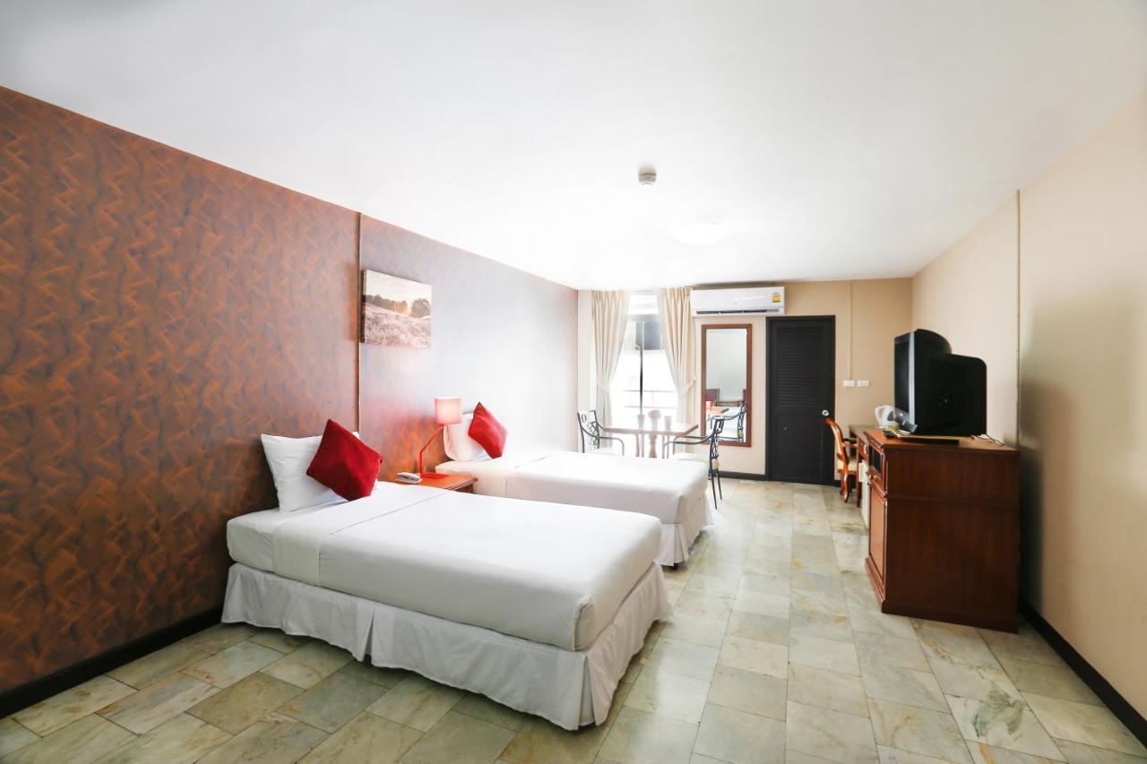 Deluxe Double or Twin Room