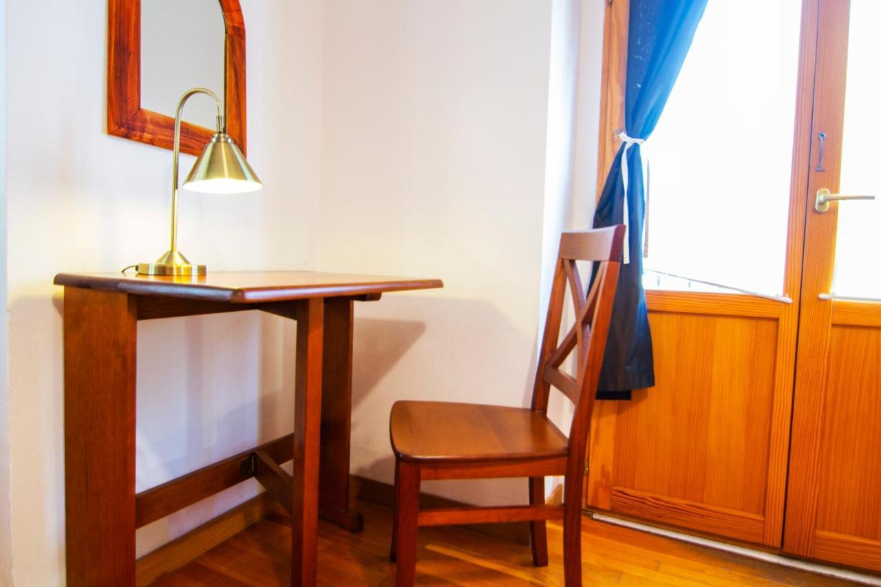Driepersoonskamer met Eigen Externe Badkamer