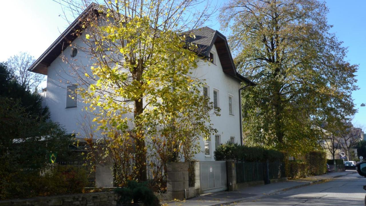 Appartement met 2 Slaapkamers - Bijgebouw