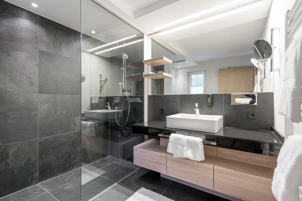 Superior Suite Infrared Cabin