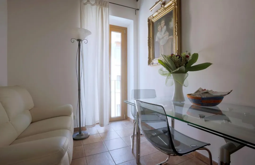 Borgo Pio 91-1