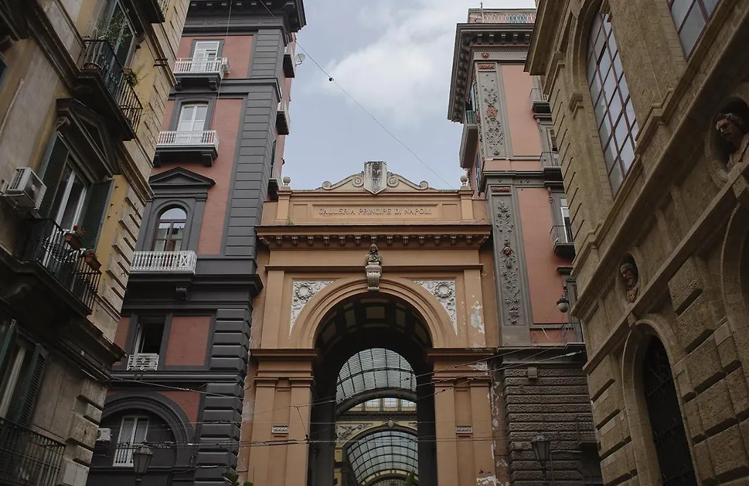 B&B Galleria Principe Di Napoli-1