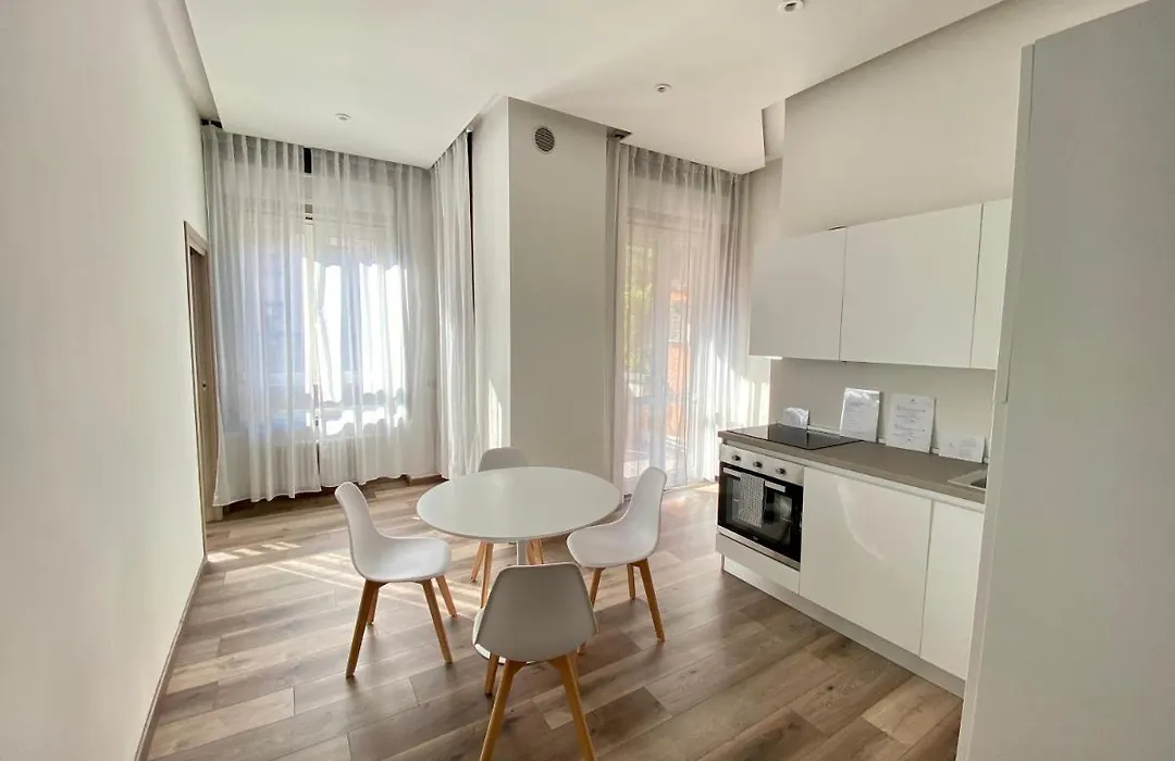 Suite Boutique Moscova-1