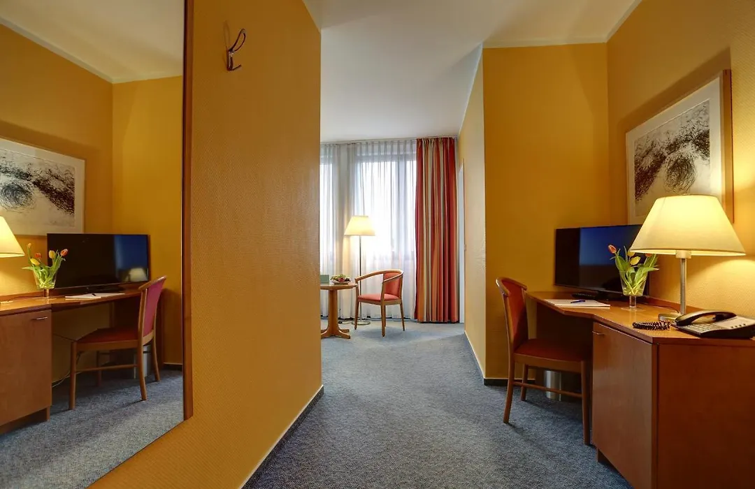 Centro Park Hotel Berlin-Neukoelln-1
