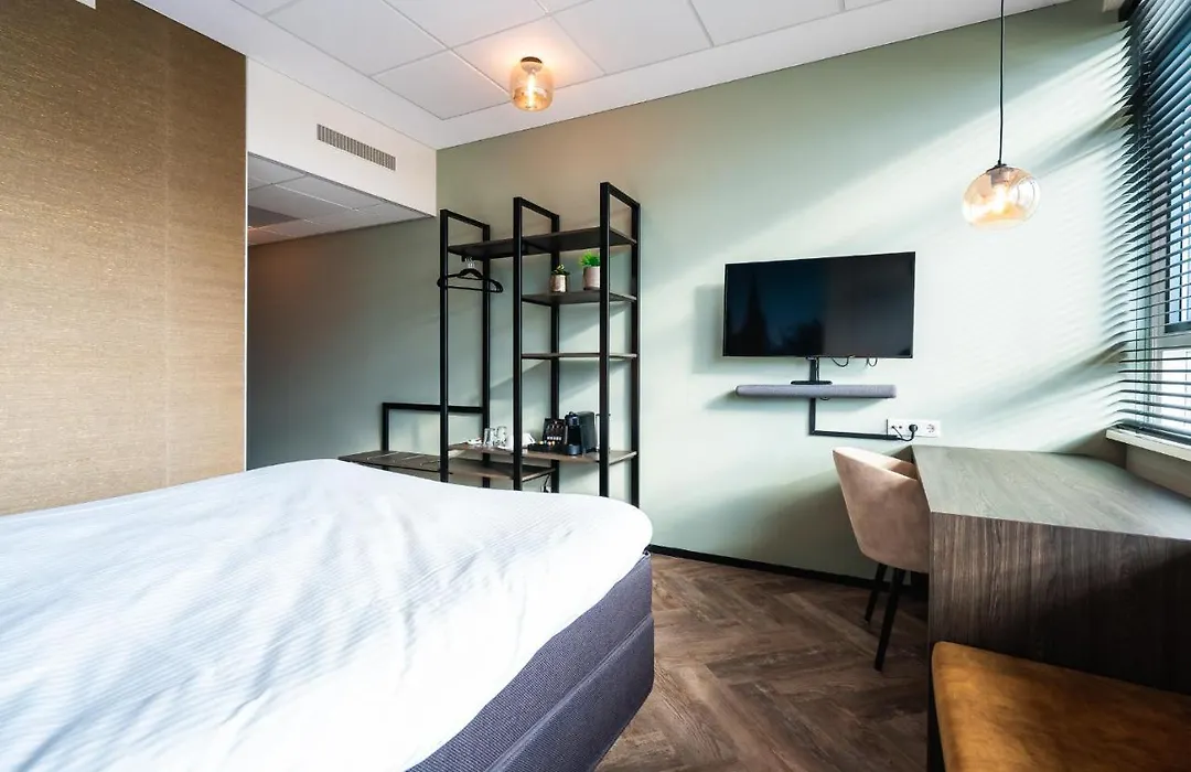 Onderwijshotel De Rooi Pannen Eindhoven-1