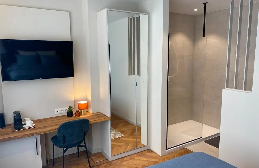 Good Mood - Chambres Et Suite-1