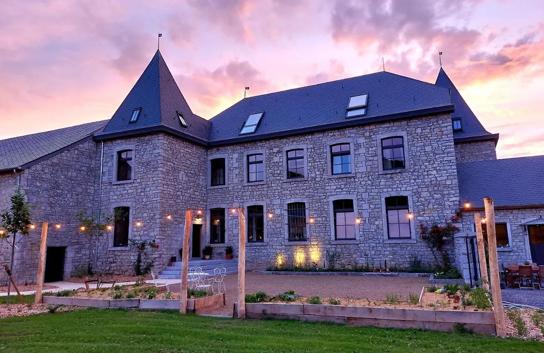 Les Suites De Petit Bomal-1
