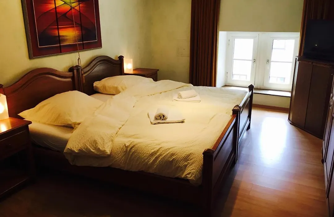 Bed & Breakfast Du Chateau - Breakfast Not Included-1