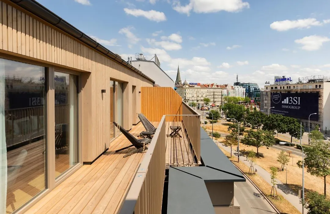 Numa Vienna Wood-1