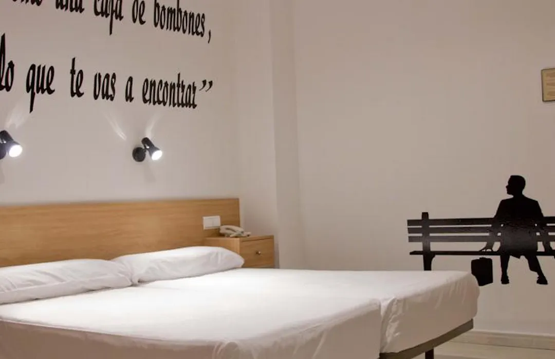 Casual Del Cine Valencia By Casual Hoteles-1