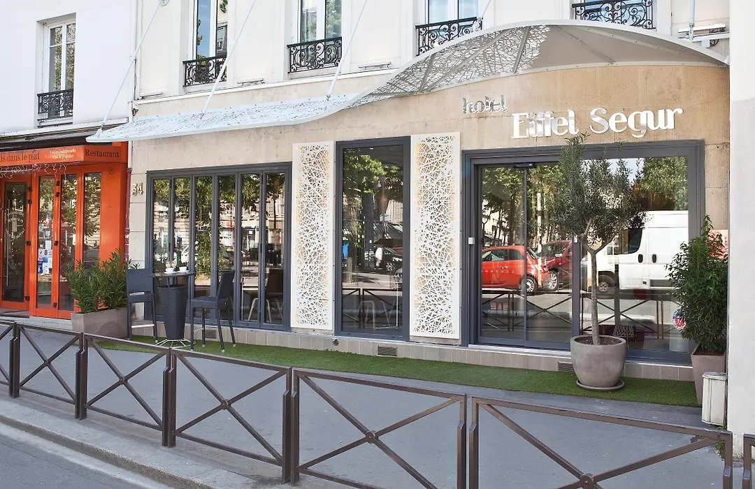 Hotel Eiffel Segur-1