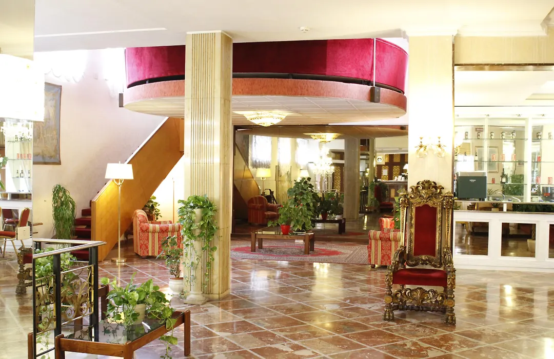 Lh Grand Hotel Hermitage-1