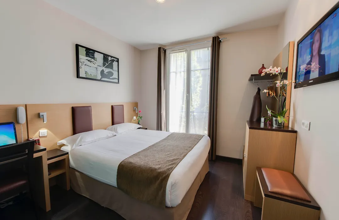 Source Hotel-1