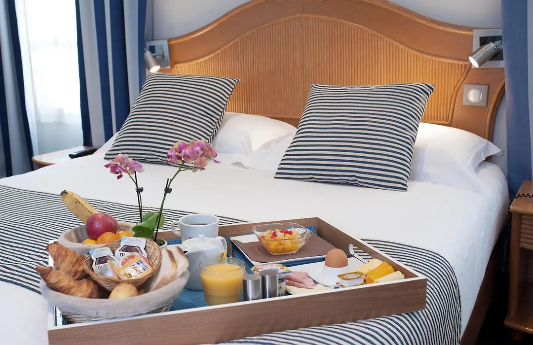 Hotel Esprit D'Azur-1