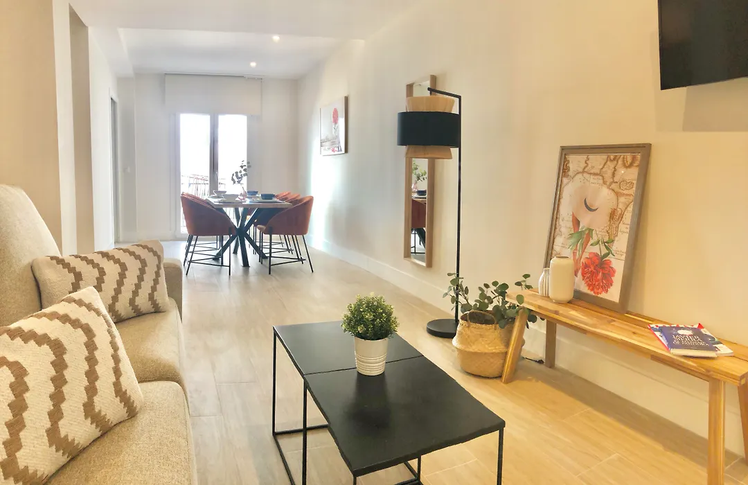 Apartamentos Magna Sevilla-1