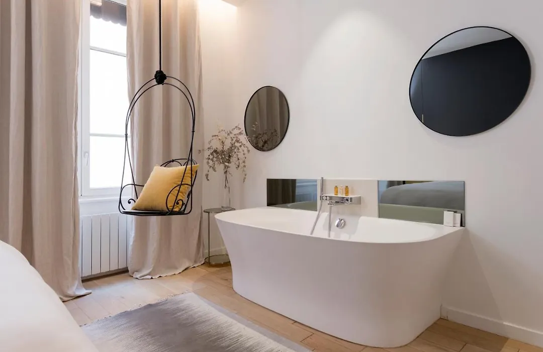 Mihotel Charite-1