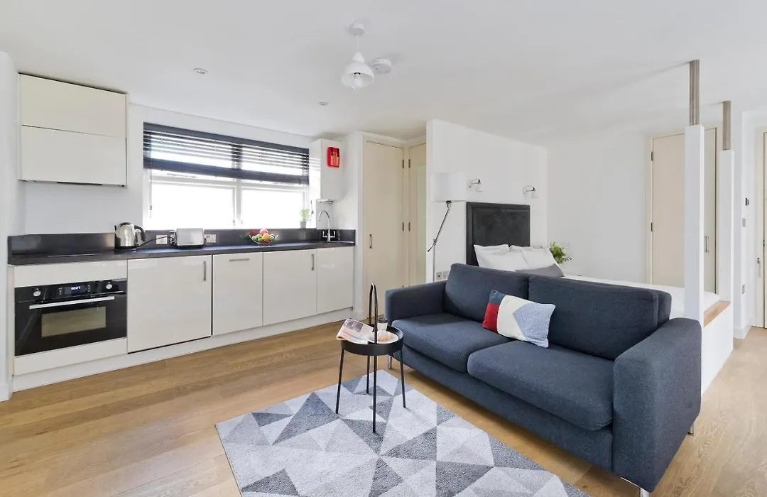 Crane Court By City2Stay-1