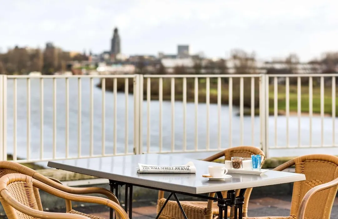 Nh Arnhem Rijnhotel-1