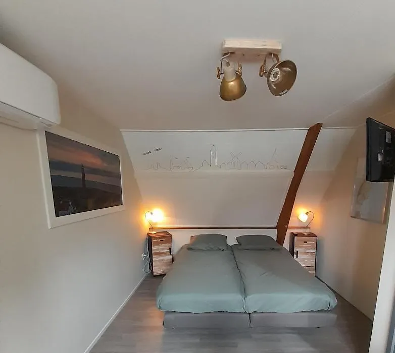 22Up Bed & Koffie-1