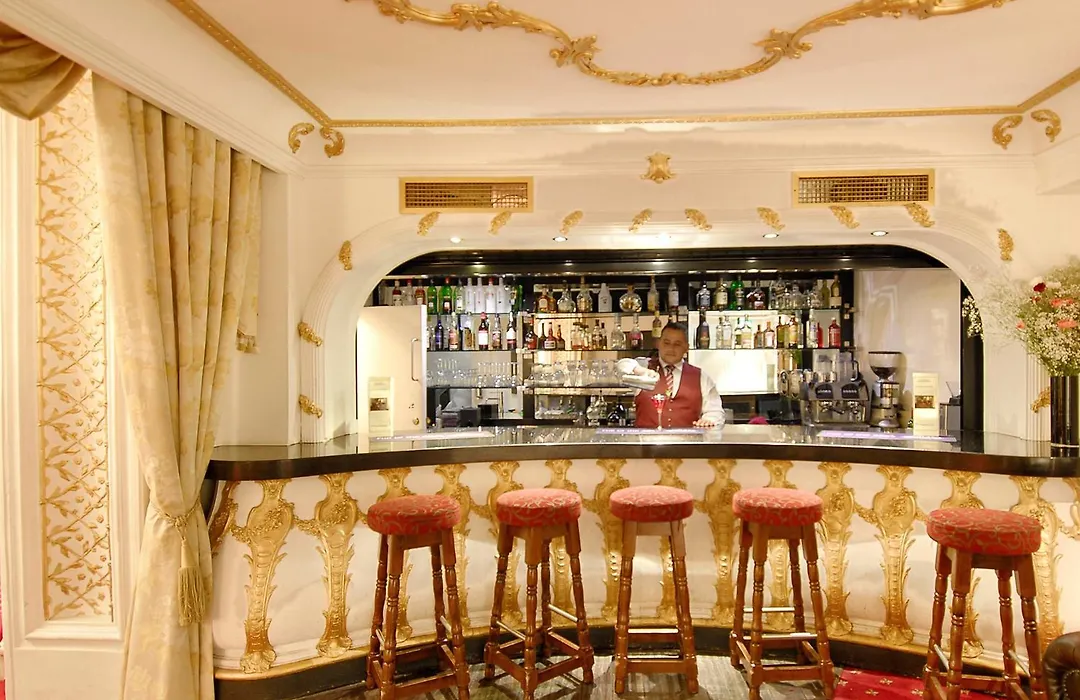 Grand Royale Hyde Park-1