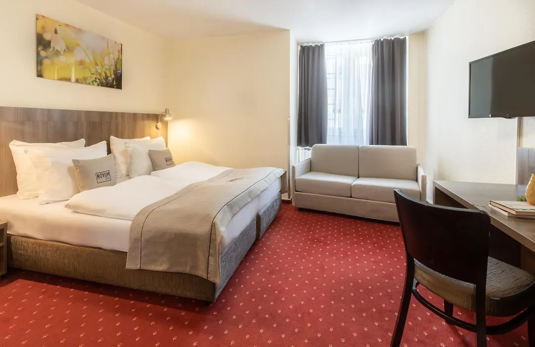 Hotel Leonet-1