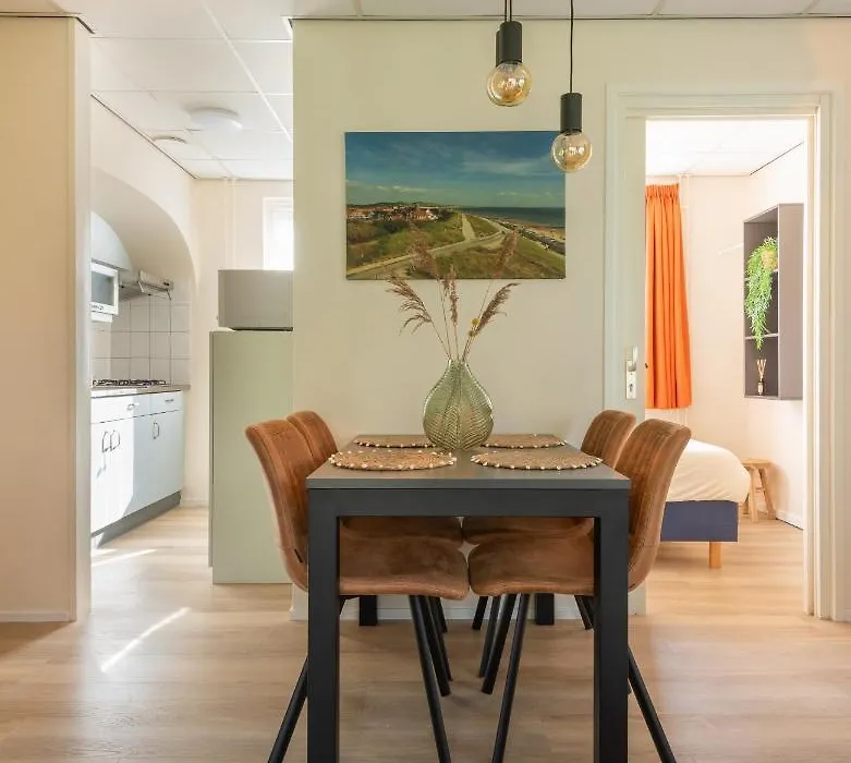Appartement Zuiderstrand-1