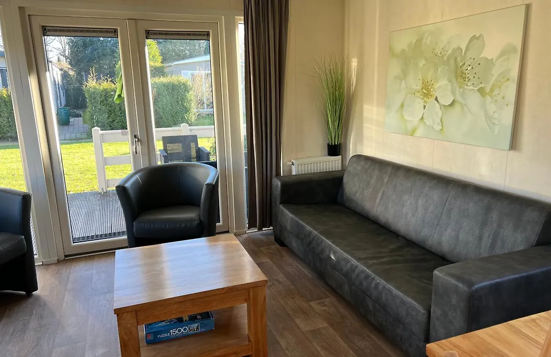 Vakantiepark De IJsvogel - Chalet 102-1