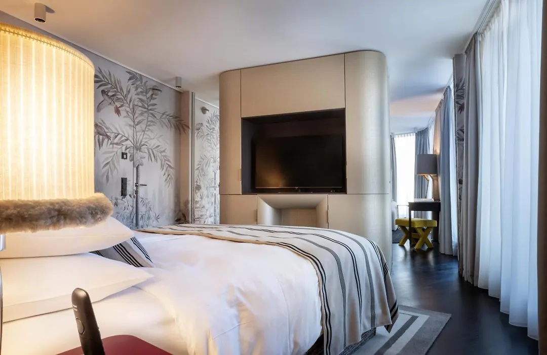 Hotel Topazz & Lamee-1