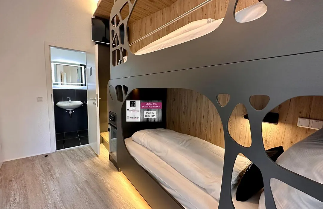 Smarty Cologne Dom Hotel - Boardinghouse - Kontaktloser Self Check-In-1