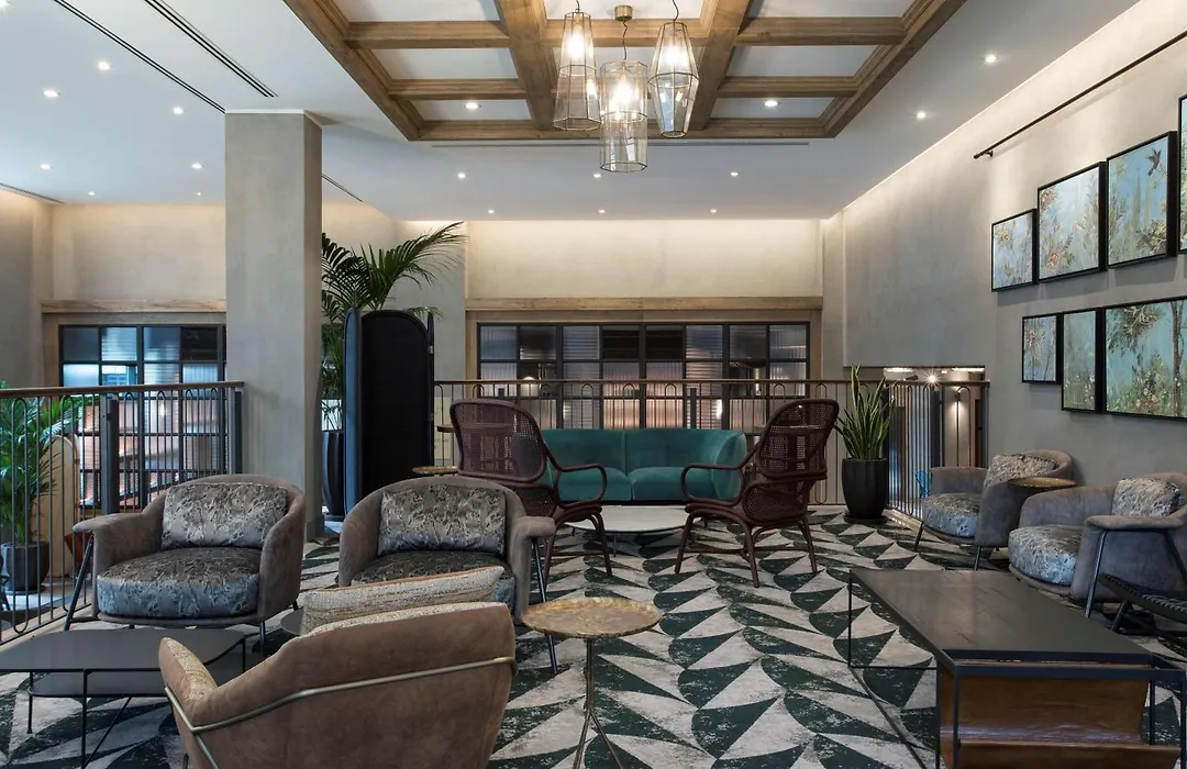 Doubletree By Hilton Rome Monti-1