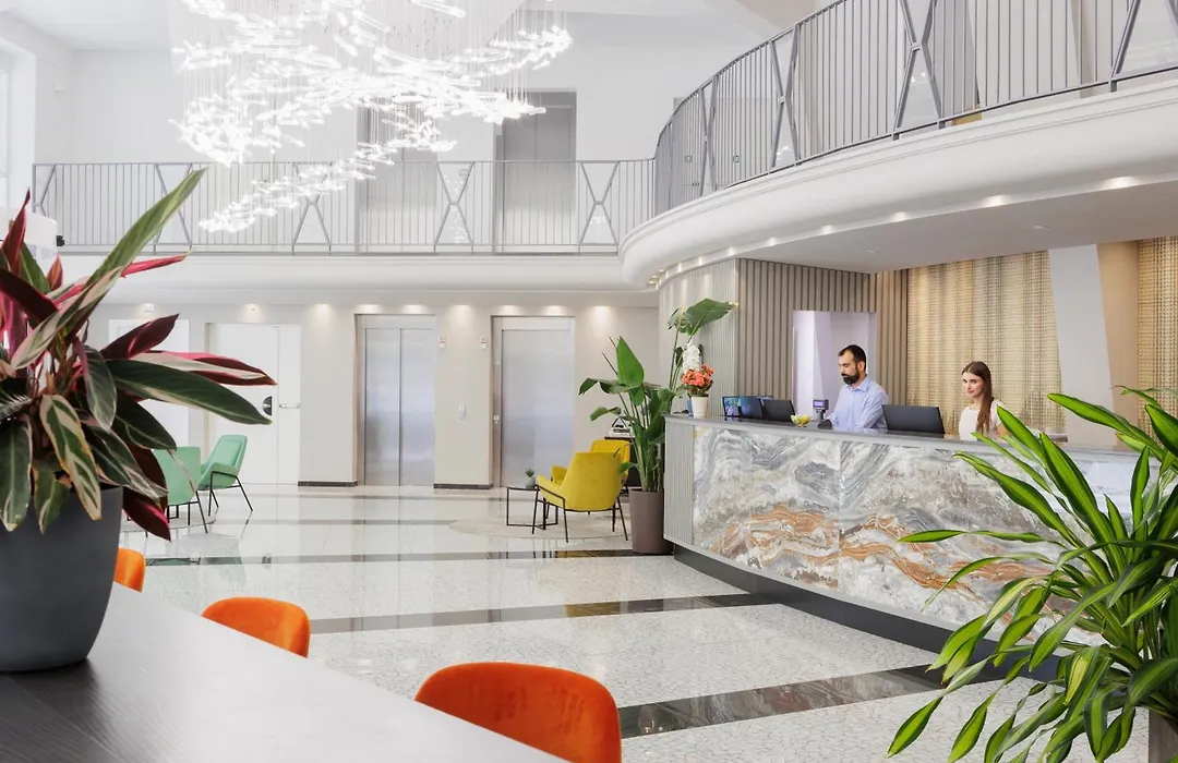 Ih Hotels Milano Centrale-1