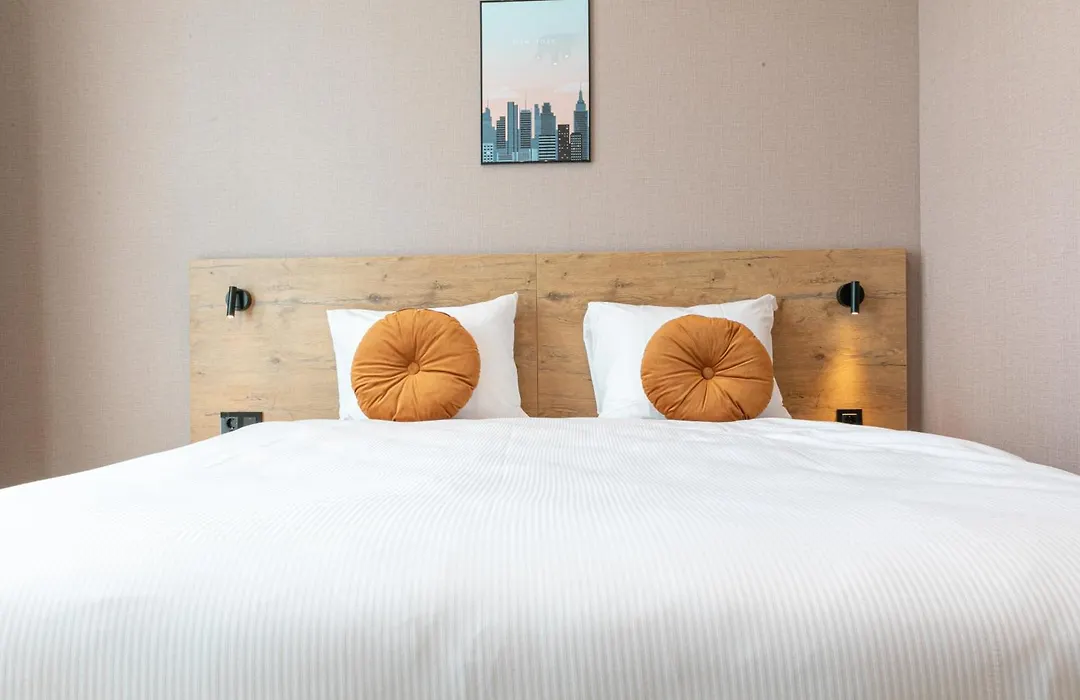 Distrikt Hotels Amsterdam Zaandam-1