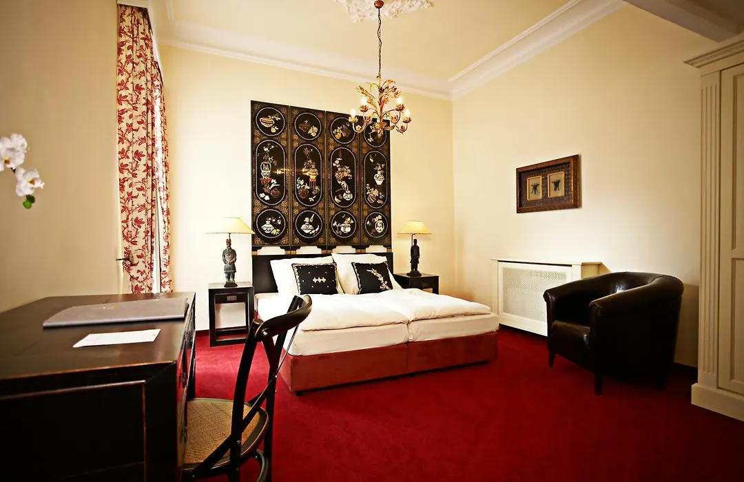 Hanseat-Hotel-1